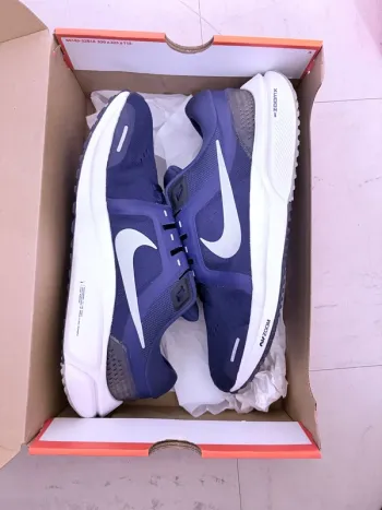 Gebrauchtes Nike Vomero 16 bike