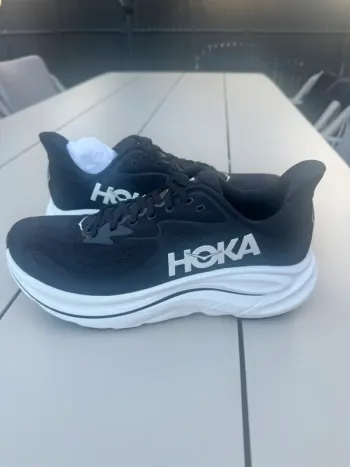 Gebrauchtes Hoka Clifton 10 bike