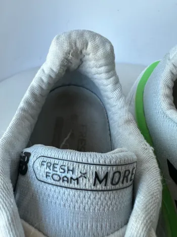 New Balance Fresh Foam More v5 bike de segunda mano — imagen 13 de 15