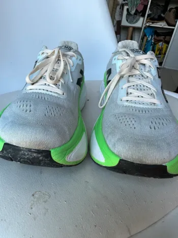 New Balance Fresh Foam More v5 bike de segunda mano — imagen 8 de 15