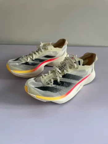 Gebrauchtes Adidas Adizero Adios Pro 3 bike — Bild 2 von 5