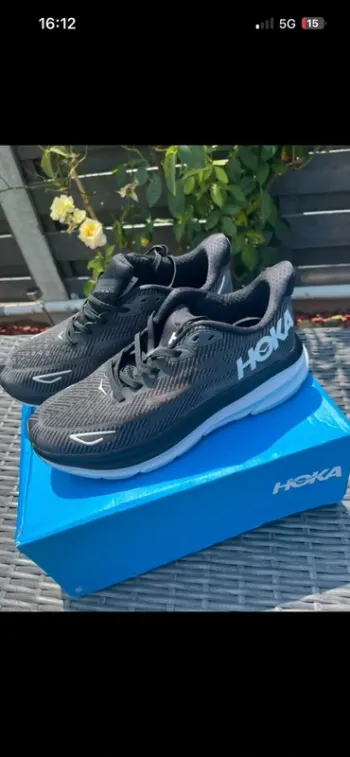 Gebrauchtes Hoka Clifton 9 bike