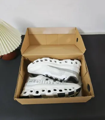 On Running Cloud bike usato — immagine 6 di 6