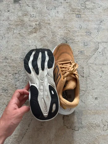 New Balance Fresh Foam 880 v15 bike de segunda mano — imagen 4 de 4