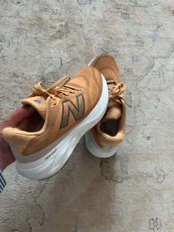 New Balance Fresh Foam 880 v15 bike de segunda mano — imagen 2 de 4
