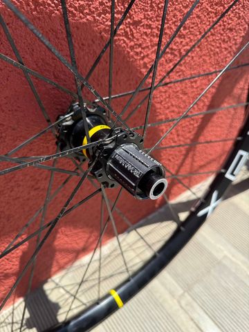 Used Mavic E-Deemax 30 29 Wheelset 2023 bike — image 4 of 7