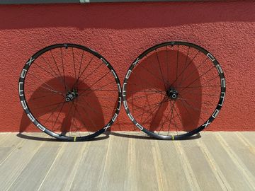 Used Mavic E-Deemax 30 29 Wheelset 2023 bike — image 2 of 7
