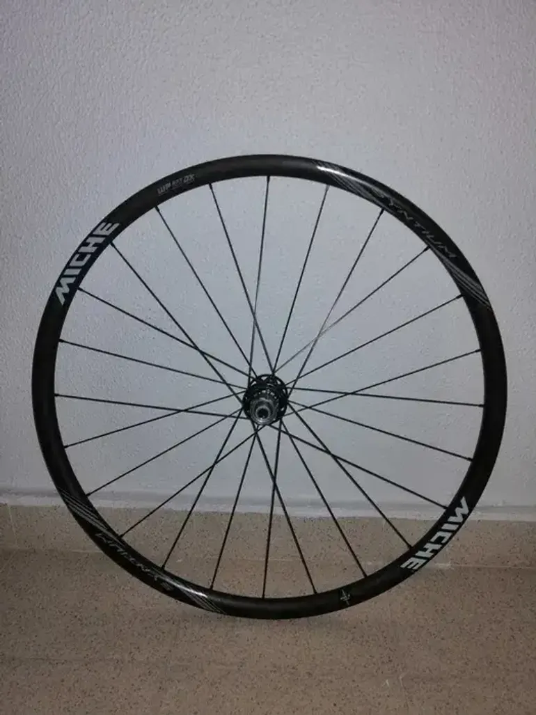 Brugt Miche Syntium AXY DX Wheelset bike — billede 2 af 3