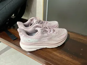 Used Rose Hoka Shoes size 39 bike — image 3 of 4