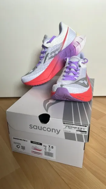 Gebrauchtes Saucony Endorphin 4 bike