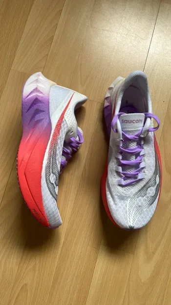 Gebrauchtes Saucony Endorphin 4 bike — Bild 2 von 7