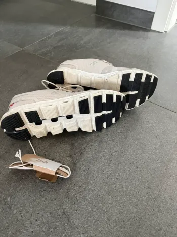 Gebrauchtes On Running On Sneaker bike — Bild 3 von 5