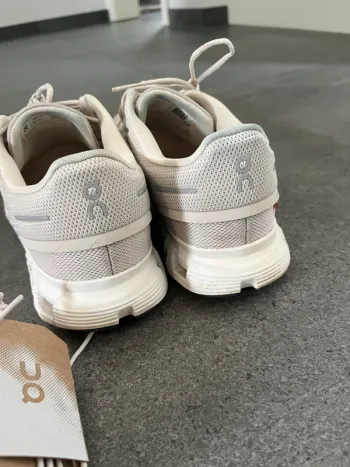 Gebrauchtes On Running On Sneaker bike — Bild 4 von 5