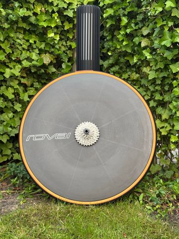 Used Roval 321 Disc Wheel bike — image 4 of 4