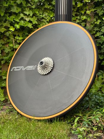 Tweedehands Roval 321 Disc Wheel bike