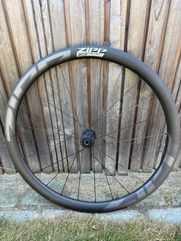 Brugt Zipp 303 Firecrest TL Disc Wheels bike — billede 5 af 5