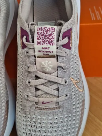 Brugt Nike Interact Run bike — billede 4 af 14