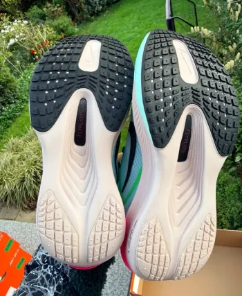 Used Hyper Zoom Fly 6 bike — image 8 of 9