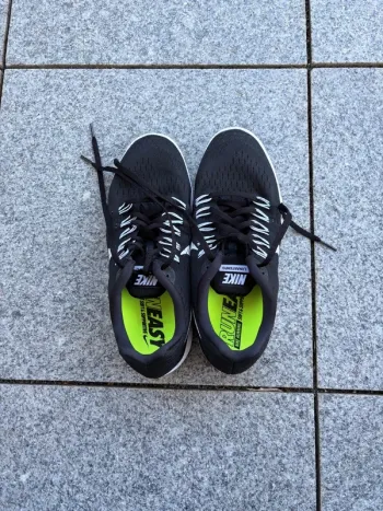 Gebrauchtes Ideal Nike LunarTempo bike — Bild 2 von 5