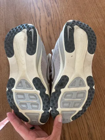 Używany Nike Laufschuhe Größe 40 bike — zdjęcie 5 z 6