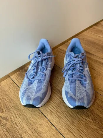 Gebrauchtes Asics Dynablast 5 bike — Bild 2 von 5
