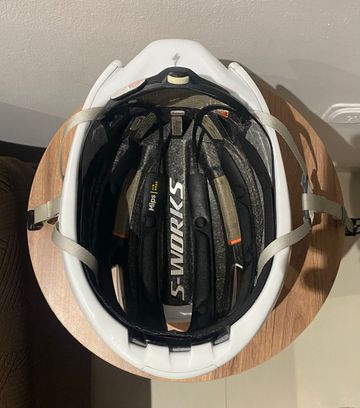Used Specialized Evade 3 Helmet bike — image 6 of 6