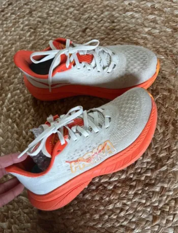 Gebrauchtes Hoka running shoes bike — Bild 2 von 10