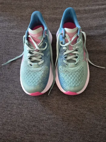 Gebrauchtes Hoka Shoes bike
