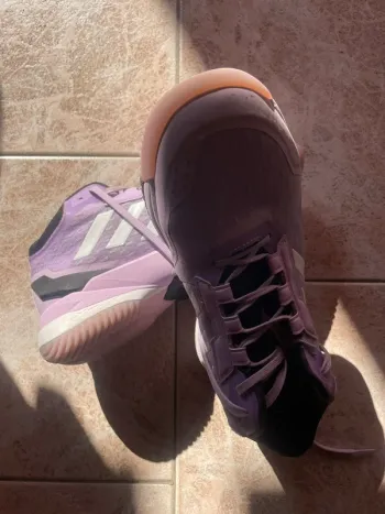 Brugt Adidas Crazyflight 6 Mid bike — billede 2 af 3