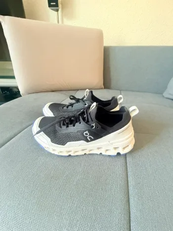 Použité On Running Shoe bike