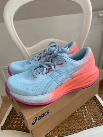Used Asics Gel Cumulus 28 bike