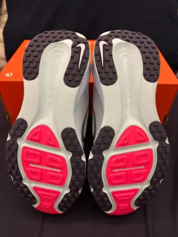 Gebrauchtes Nike Vomero 18 bike — Bild 3 von 7