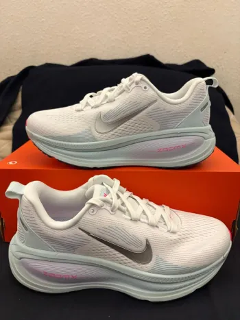 Gebrauchtes Nike Vomero 18 bike