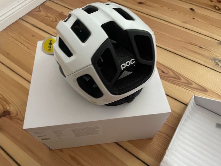 Brugt POC Ventral Air MIPS Helmet 2026 bike — billede 4 af 6