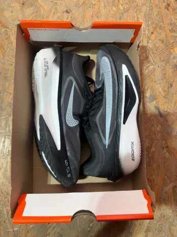 Brugt Nike Zoom Fly 6 bike — billede 2 af 9
