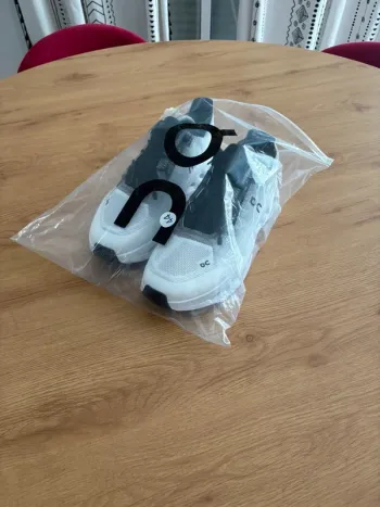 Used On Running Cloud bike — image 6 of 6