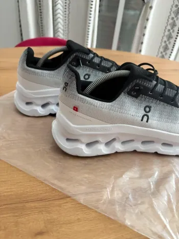 Used On Running Cloud bike — image 2 of 6