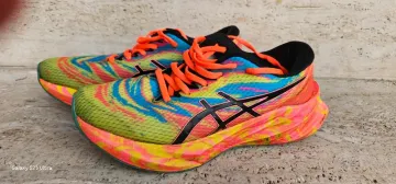 Used Asics Shoes Running Shoes