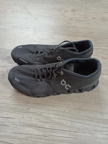 Brugt Lightweight On Running Laufschuhe bike — billede 2 af 3