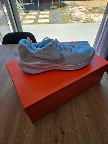 Gebrauchtes Nike Revolution 7 bike — Bild 3 von 3