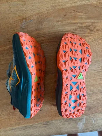 Asics Trabuco Max 4 bike usato — immagine 3 di 7