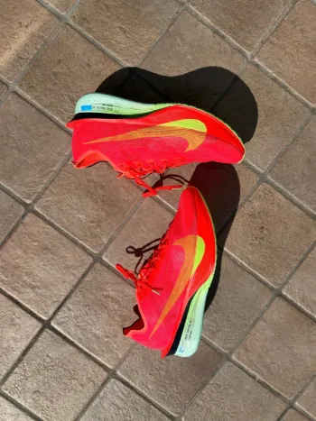 Nike Zoom Vaporfly Next 4 2025 bike usato
