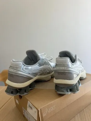 Brugt Asics Baskets Gris bike — billede 6 af 10