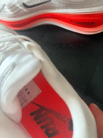 Käytetty Nike Vomero Plus bike — kuva 4 / 6