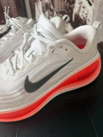 Käytetty Nike Vomero Plus bike — kuva 2 / 6