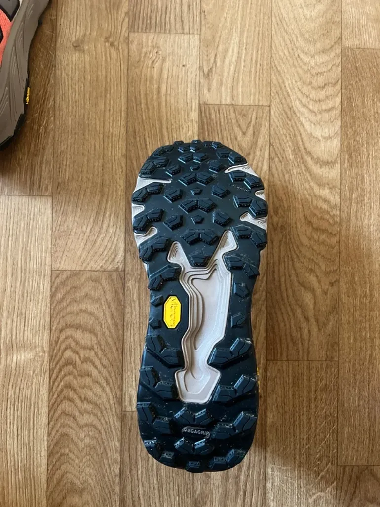 Tweedehands New Balance Hiero V9 bike — afbeelding 5 van 9