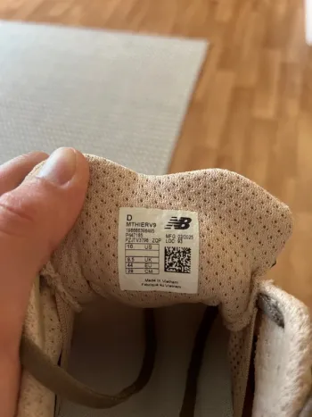 Tweedehands New Balance Hiero V9 bike — afbeelding 8 van 9