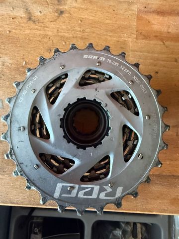 Używany Sram Red AXS Cassette 2025 Drivetrain & Pedals
