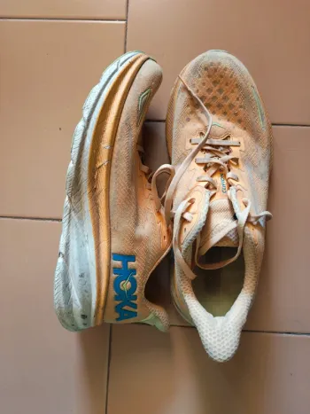 Gebrauchtes Hoka Clifton 9 bike — Bild 3 von 3