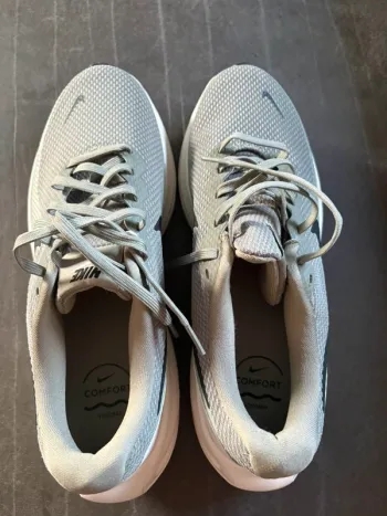 Używany Nike Schoenen Maat 44 bike